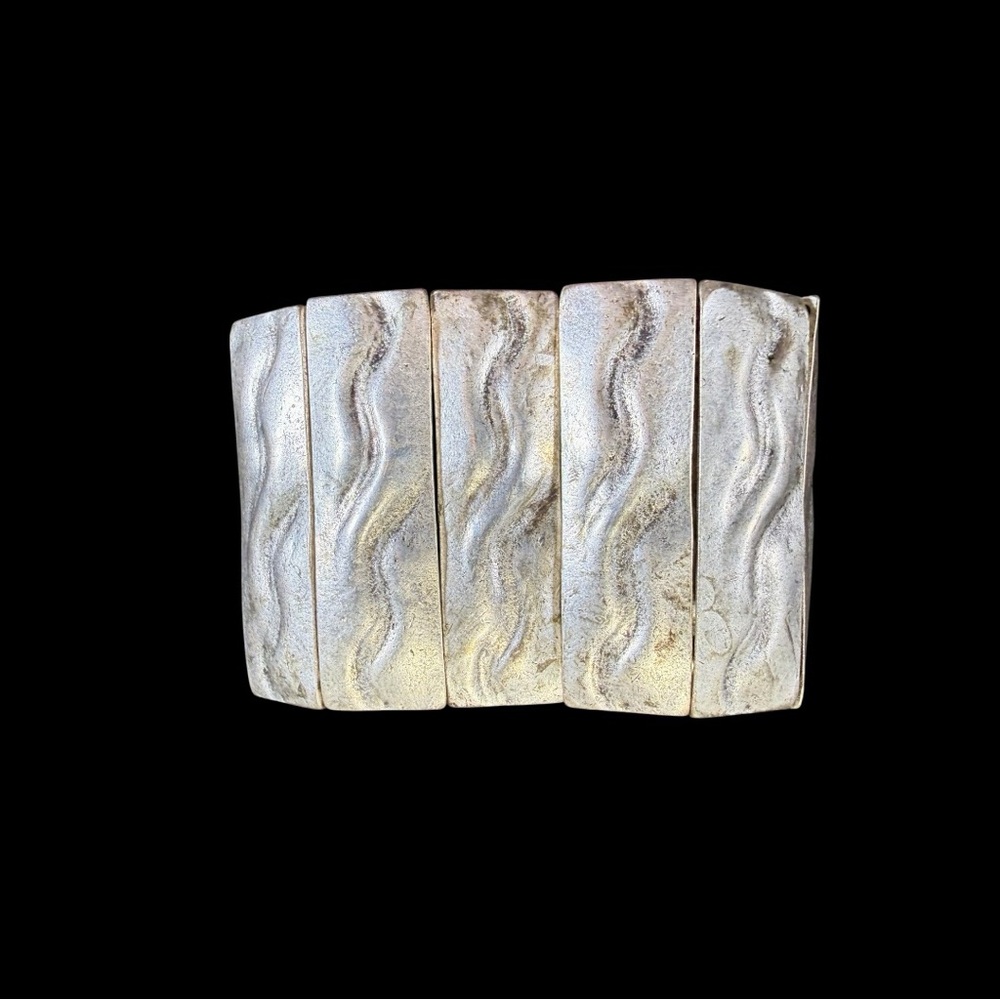 Vintage Silver Wave Pattern Stretch Bracelet 2” W… - image 2